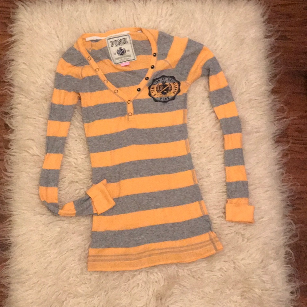 Vs PINK long Sleeve Tee Sz M